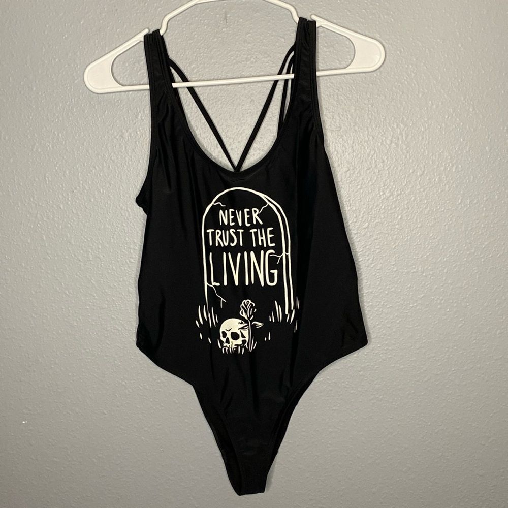 Blackcraft One Piece Criss Cross Back Never Trust The Living Swimsuit Size Small